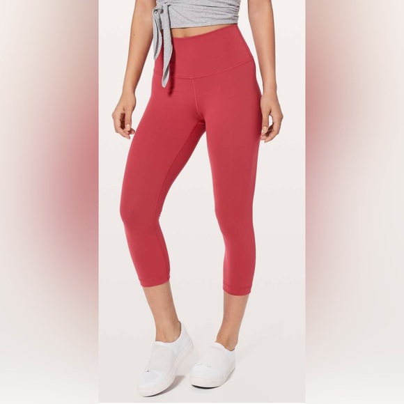 lululemon athletica Pants - *sold* 🌟HP🎉 Lululemon Wunder Under Crop (Hi-Rise) 21" in Vintage Rose